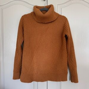 Ann Taylor Alpaca/wool/Poly blend Sweater in Caramel Size S